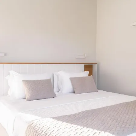 فيلة Altheon Mykonos *